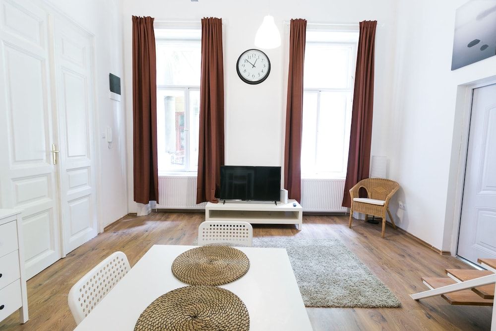 undefined Sparkling Ernesto II 10