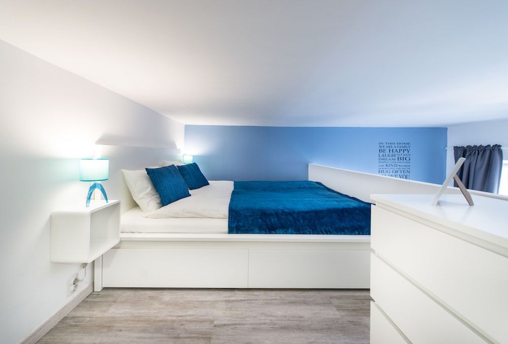 undefined happy home Budapest BLUE 5