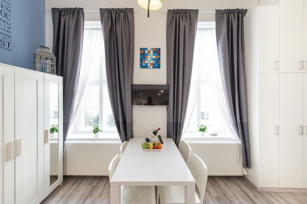 undefined happy home Budapest BLUE