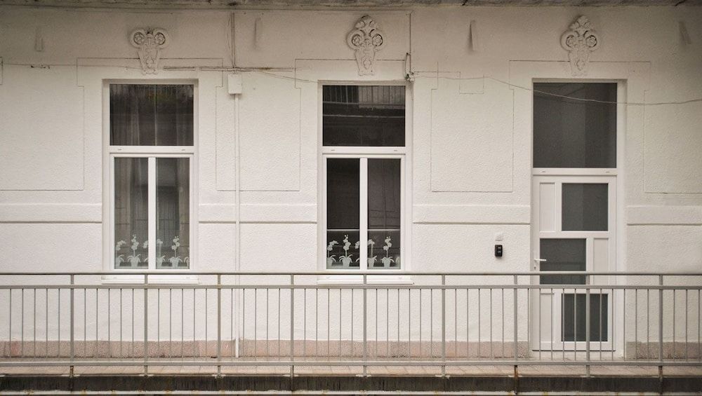 undefined Sunset Central Apartment 3