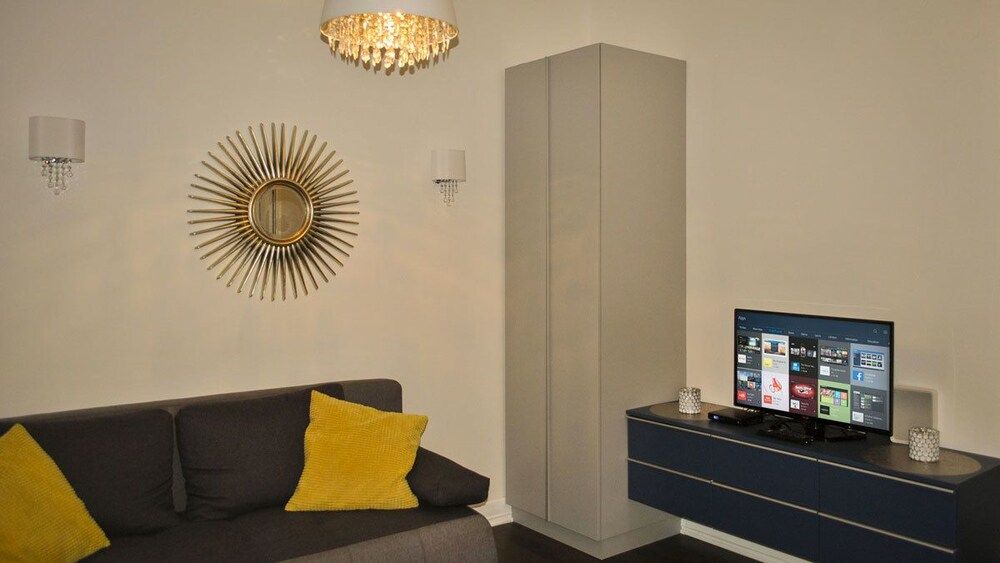 Sunset Central Apartment City Apartment, Accessible, Courtyard View 10