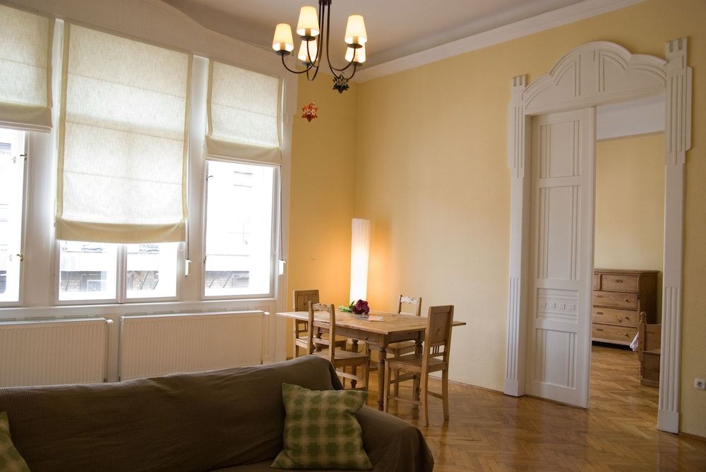 Opera Theater Apartment Family Apartment 30