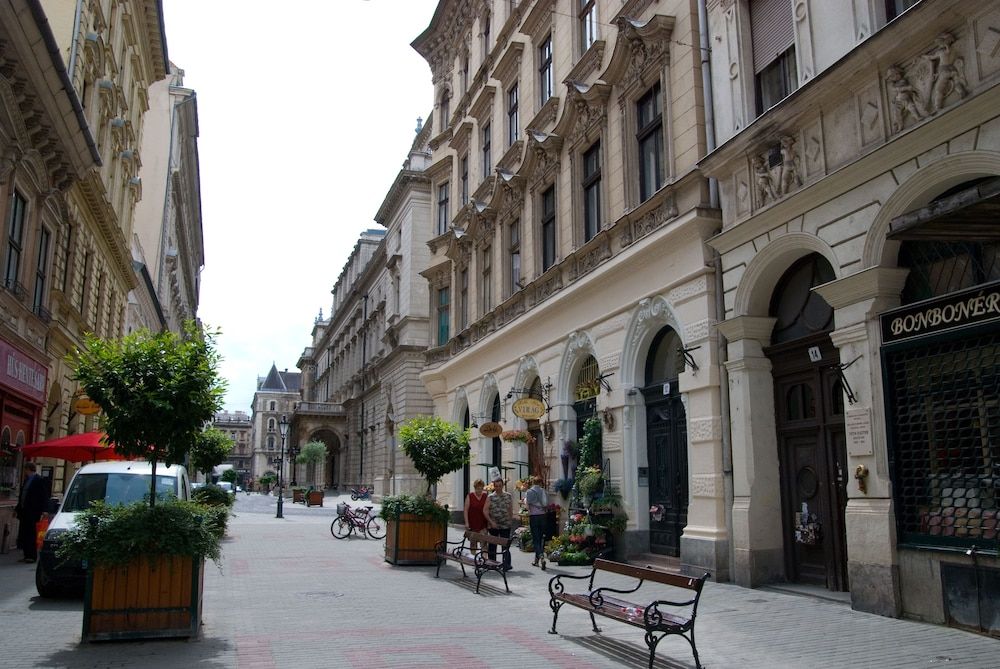 undefined Opera Theater Apartment 2