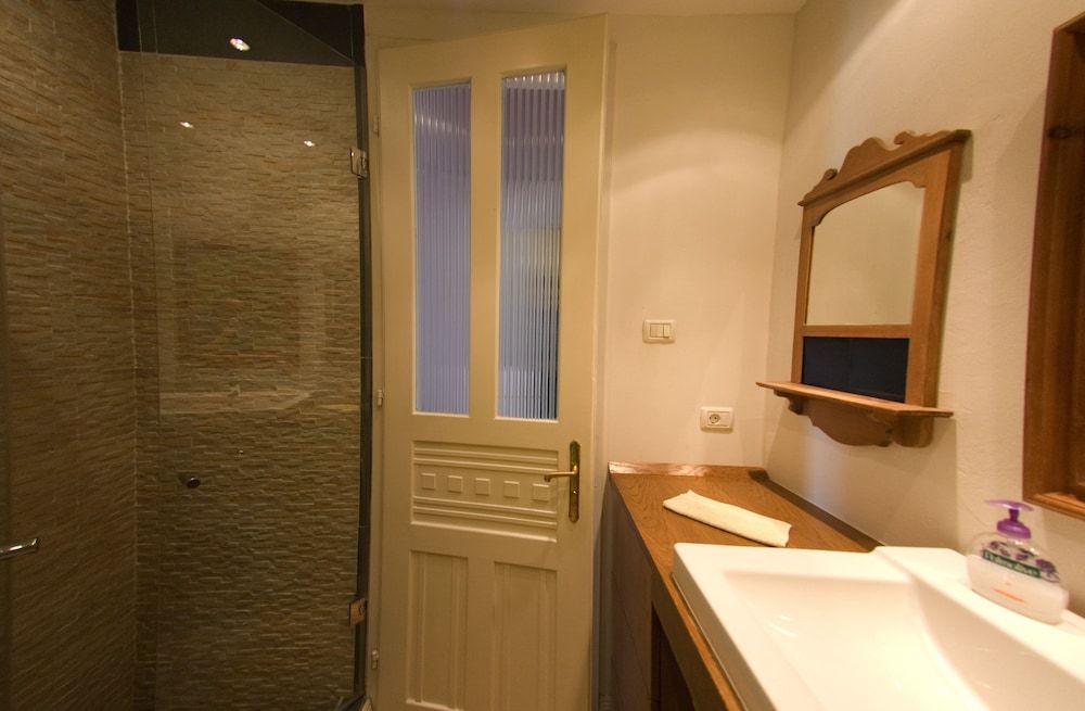 Opera Theater Apartment Family Apartment 19