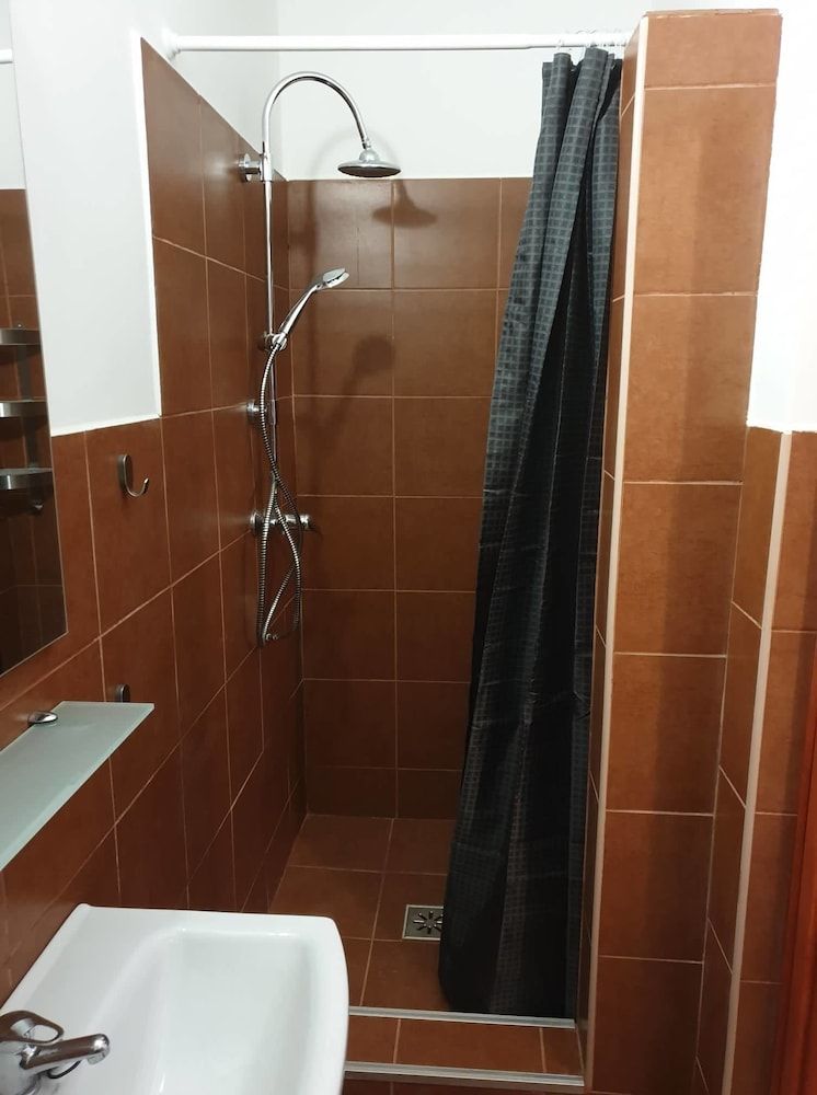 Guest House Orczy Park Standard Room 6