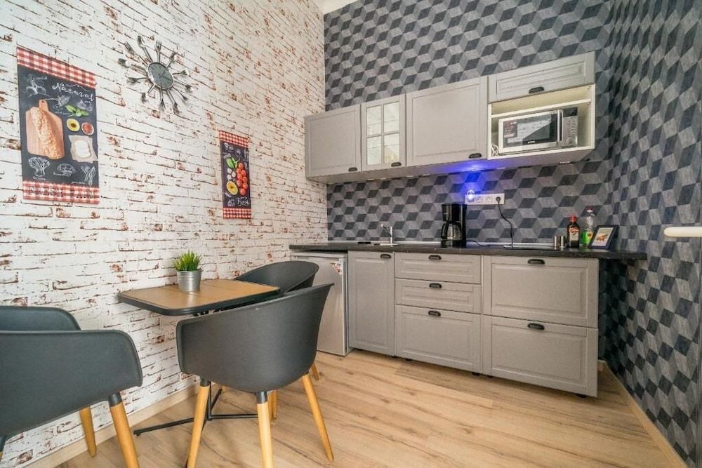 undefined Susan Apartment 1 8