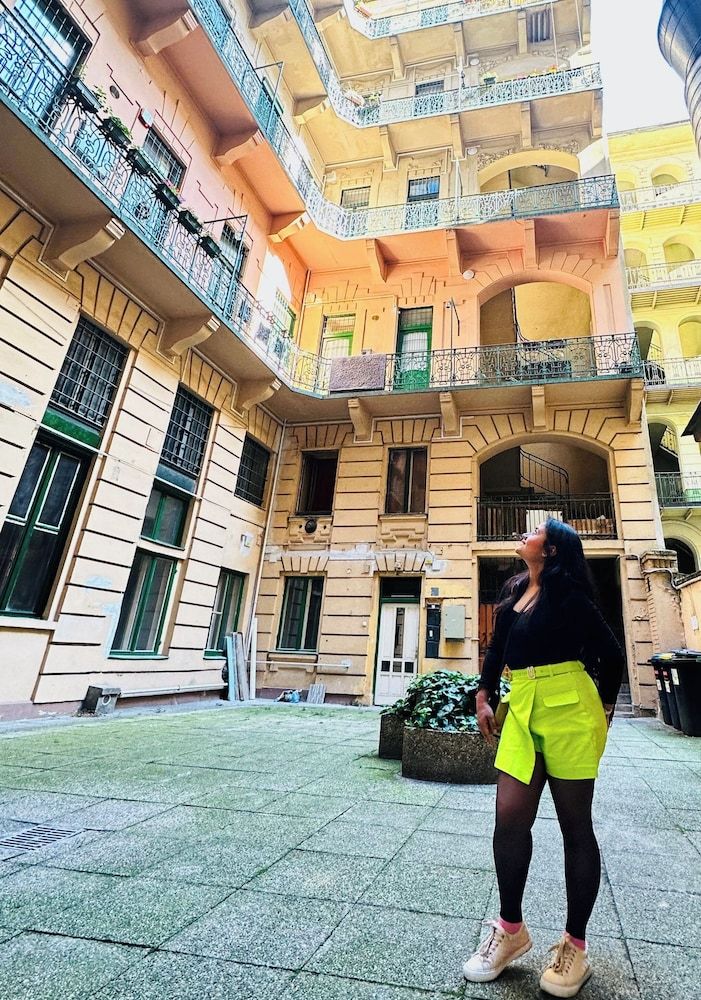 undefined Gaia Astoria 5