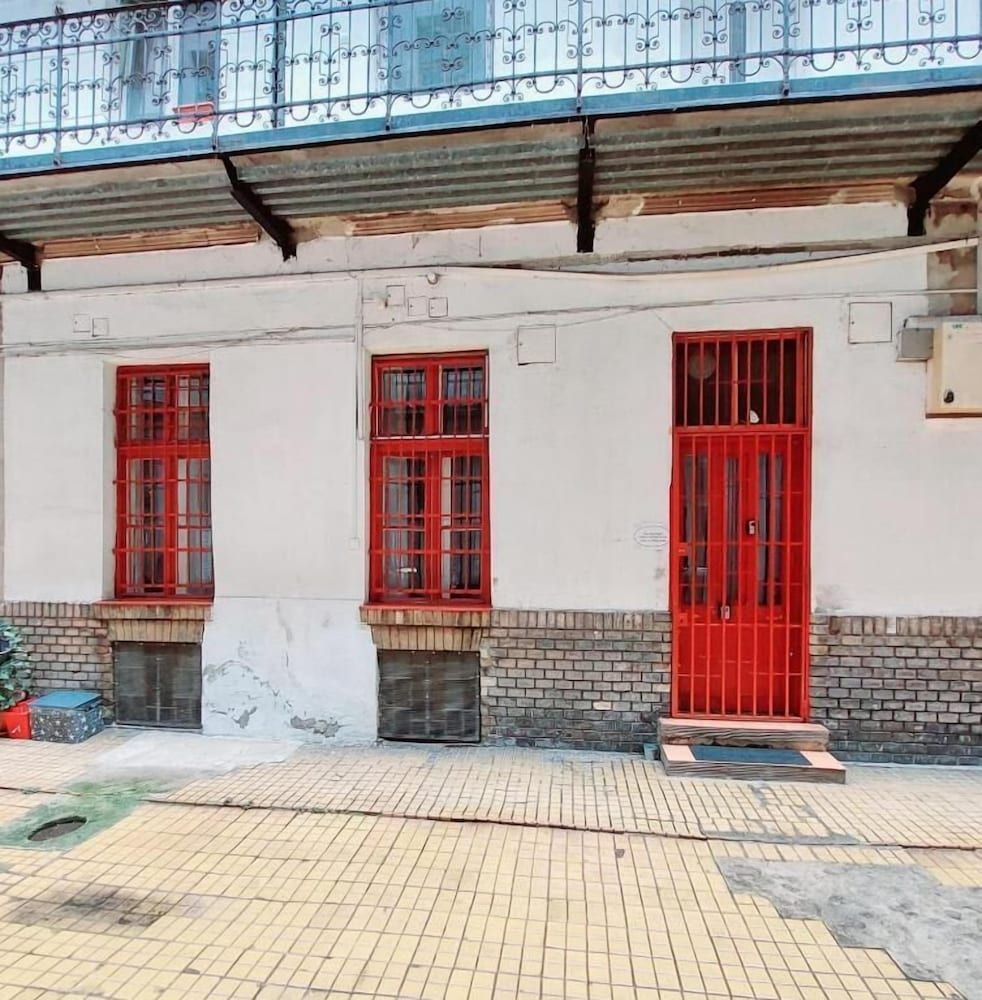 undefined Lisa Apartment 3