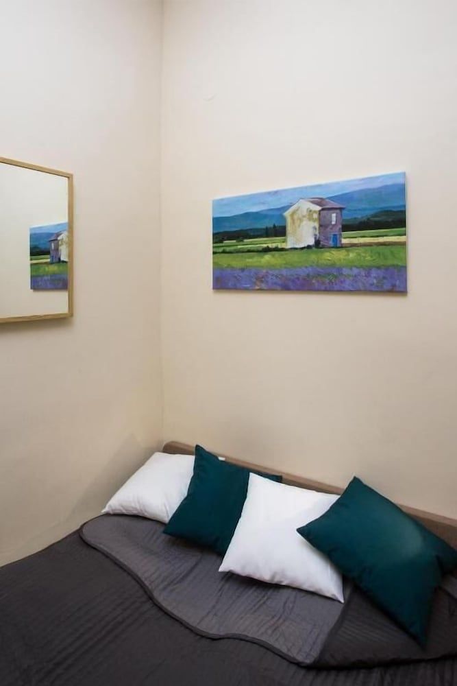 undefined Home Apartment 6