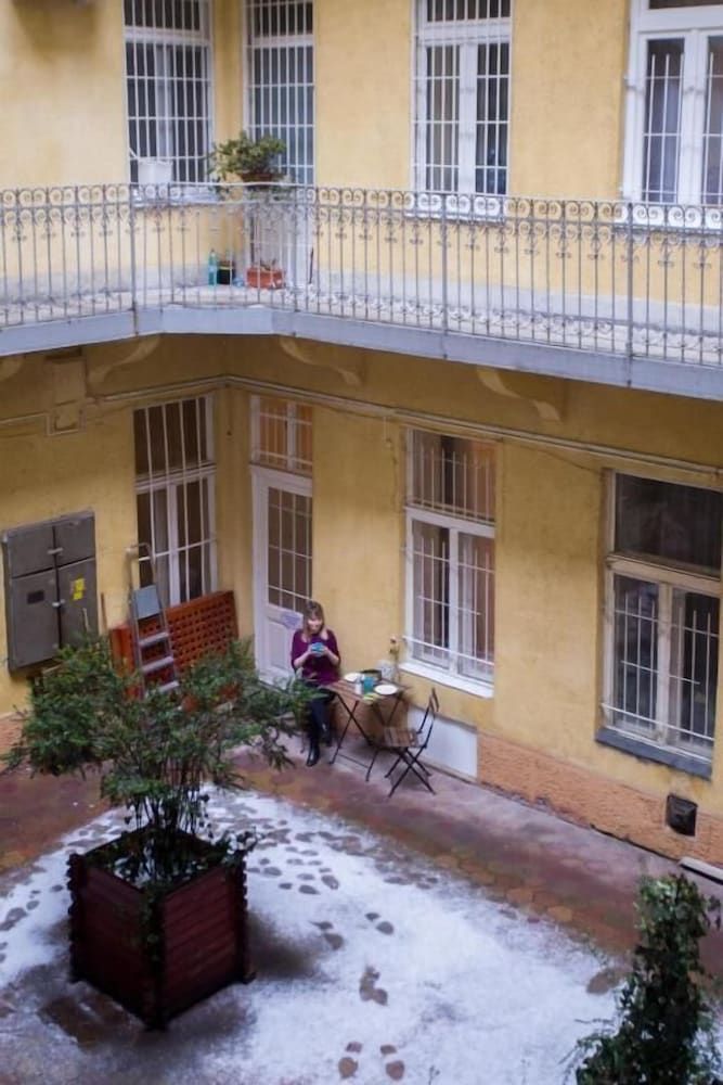 undefined Home Apartment 4