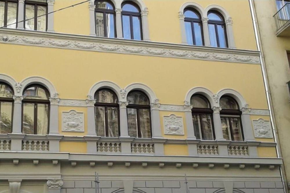 undefined Central Location Air-conditioning Wi-fi Pc Central Heating