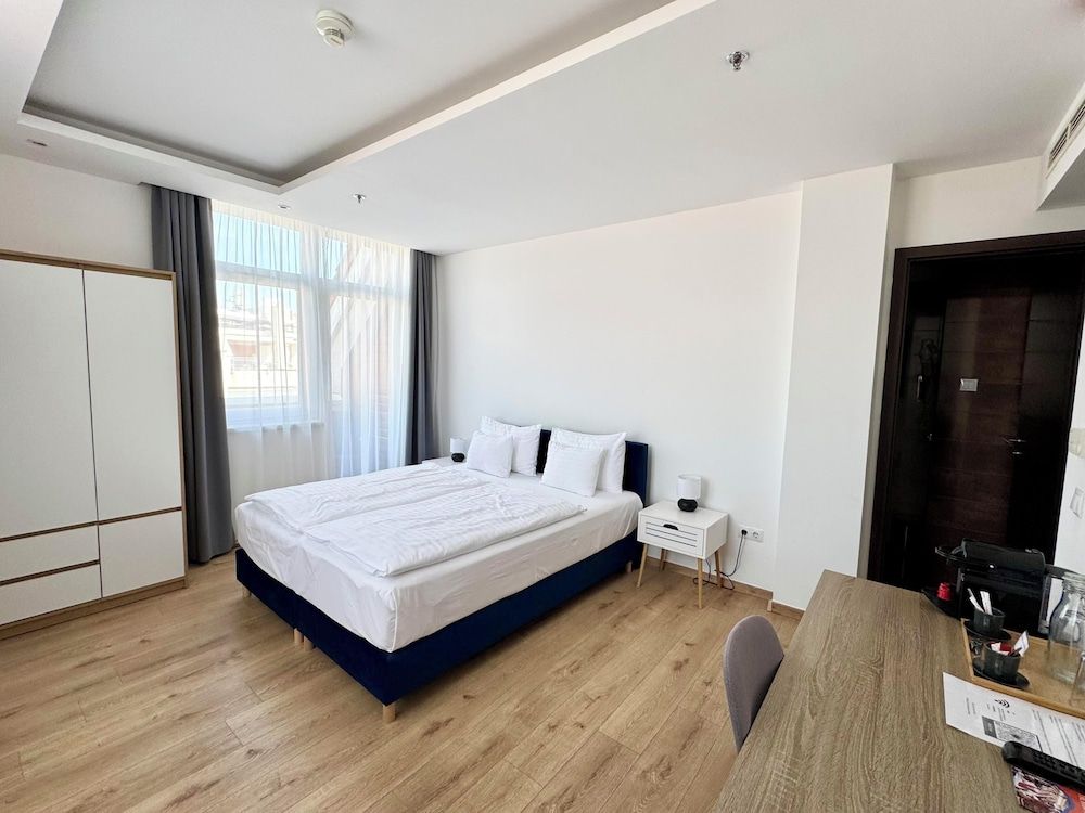 Rooftop City Residence Deluxe Double or Twin Room 2