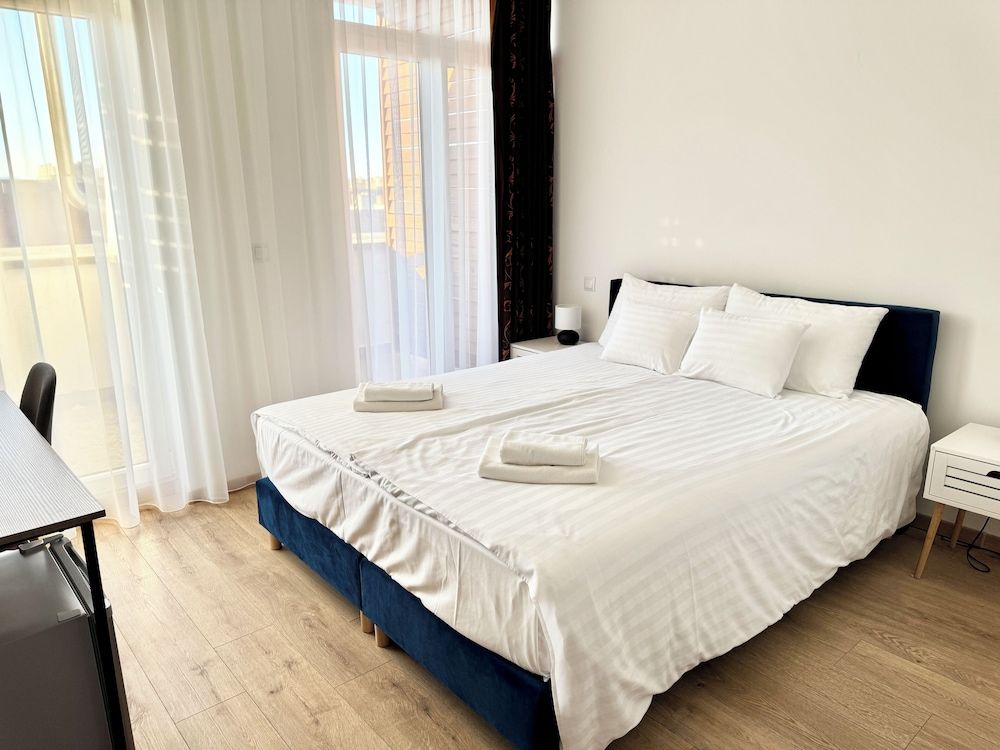 Rooftop City Residence Standard Room 5