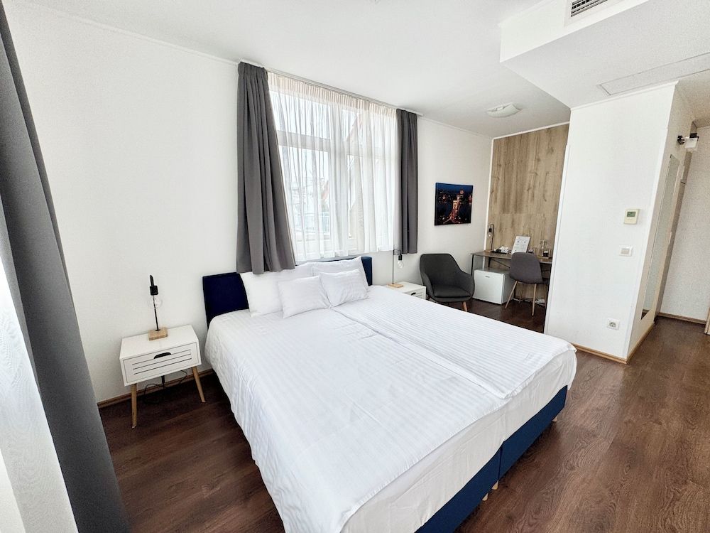 Rooftop City Residence Deluxe Double or Twin Room 18