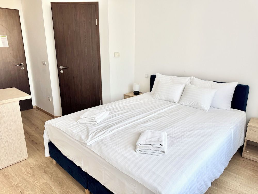 Rooftop City Residence Standard Room 12