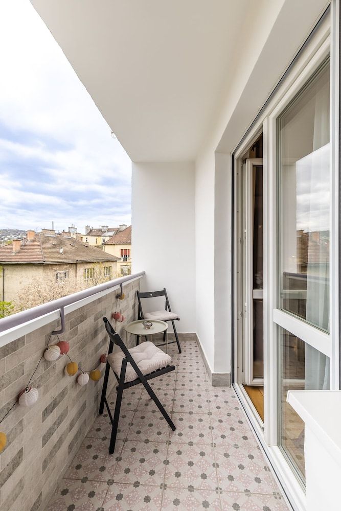 undefined Venus Apartments Gellert Hill