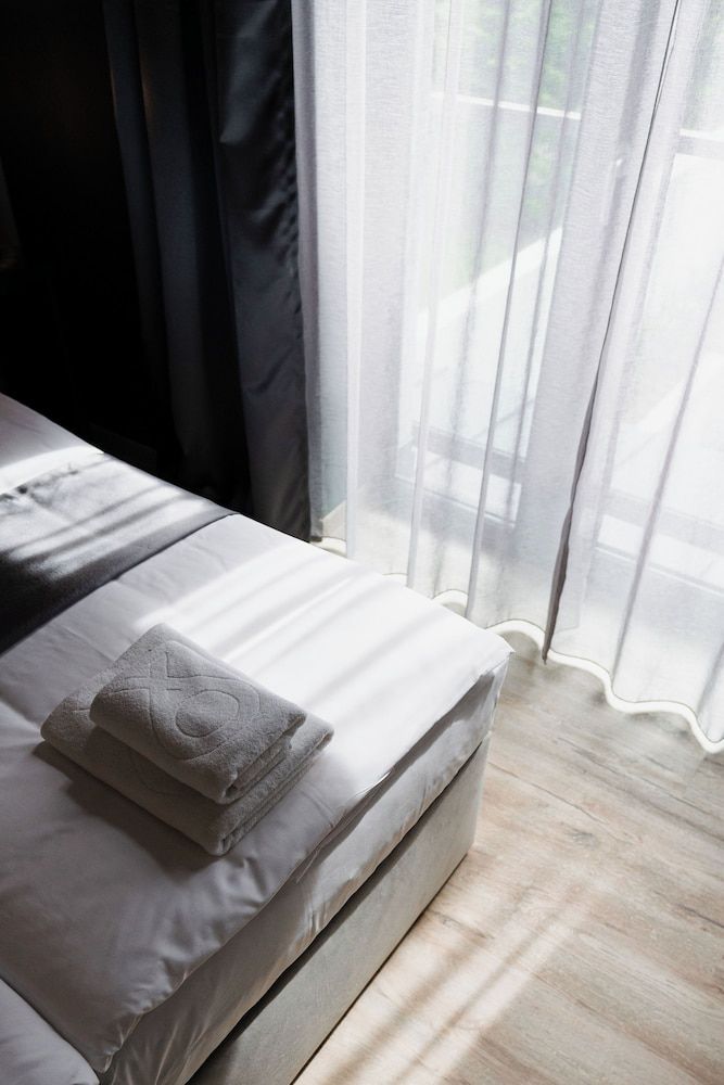 undefined Onyx Luxury Budapest 10