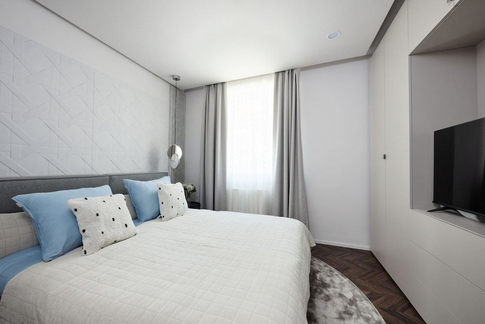 undefined The Amberlyn Suite Hotel 3