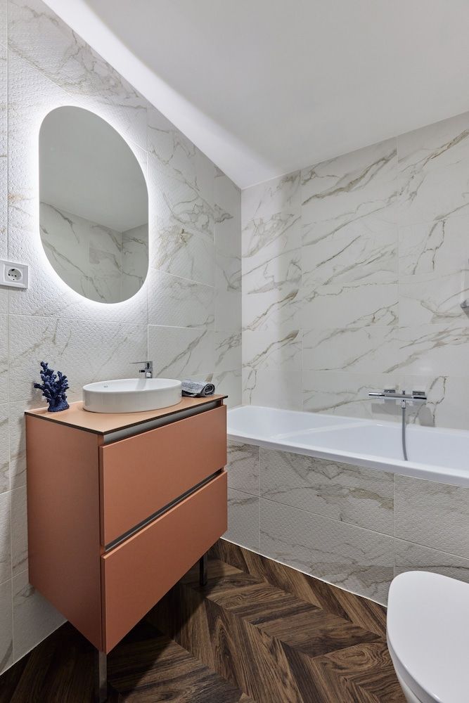 The Amberlyn Suite Hotel Deluxe Suite 15