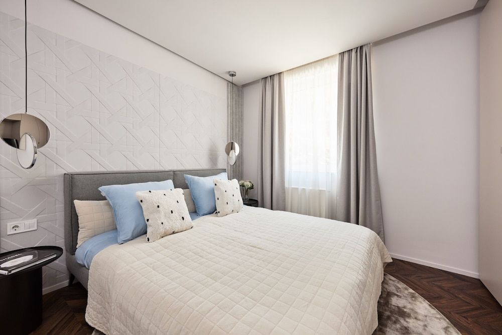 The Amberlyn Suite Hotel Deluxe Suite 6