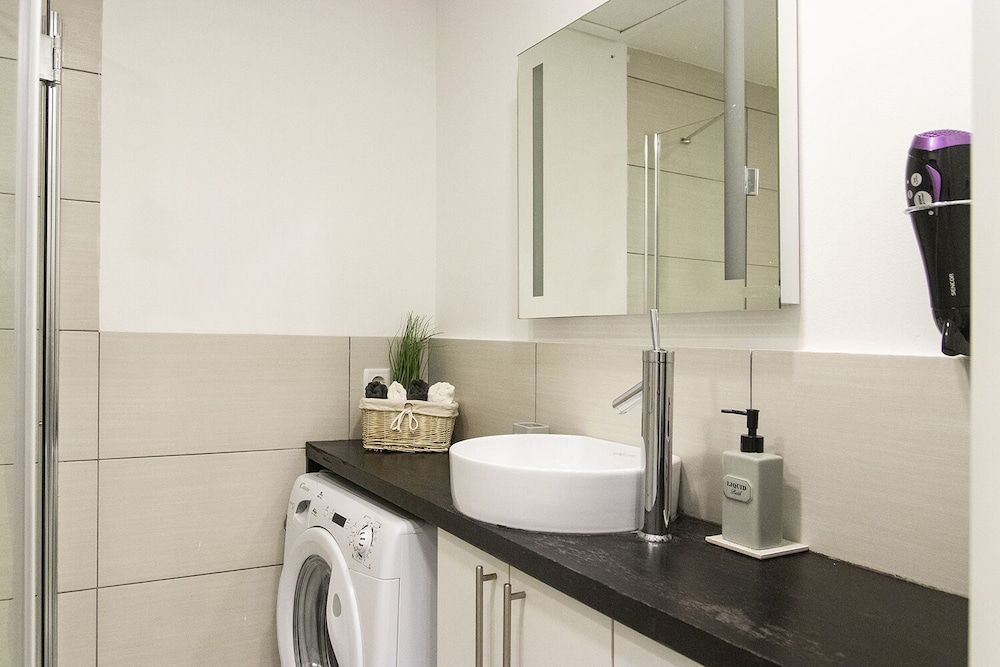 Real Apartments Semmelweis II Design Apartment 24