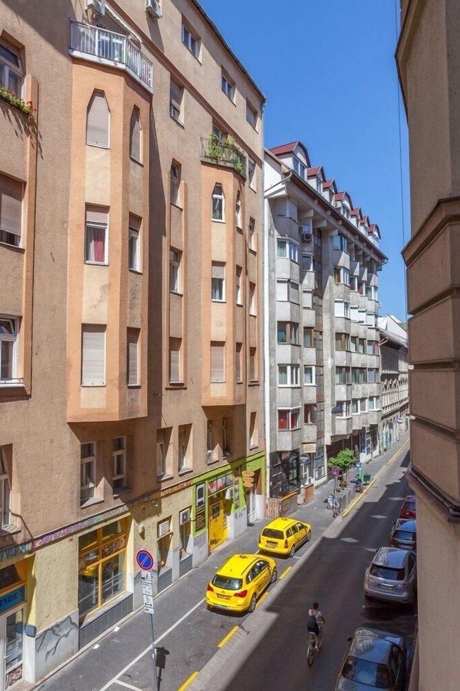 undefined Real Apartments Wesselényi IV. 4