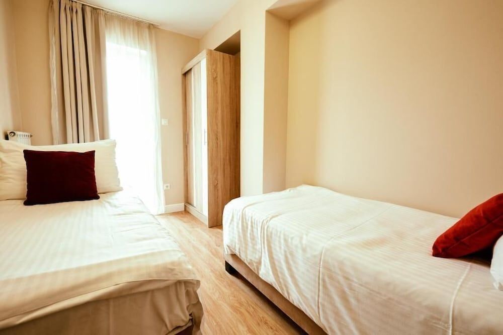 Victoria Garden Apartments Economy Apartment