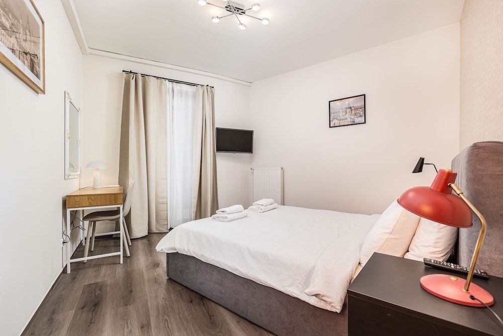 undefined Venus Apartments - King Street V 7