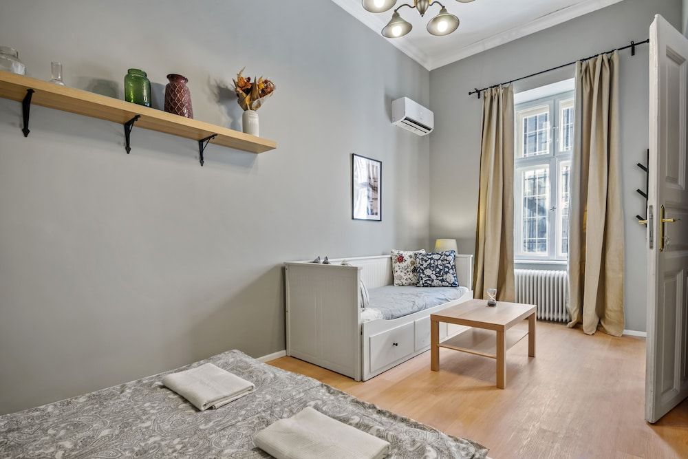 undefined Venus Apartments  - Akacfa street II 5