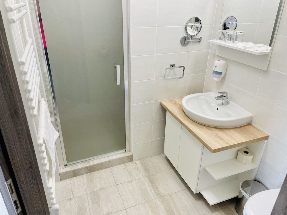 Gyirmót Sport&Wellness Hotel Standard Double or Twin Room 7