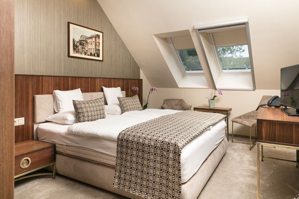 Hotel Kalvaria Deluxe Double Room, 1 King Bed 5