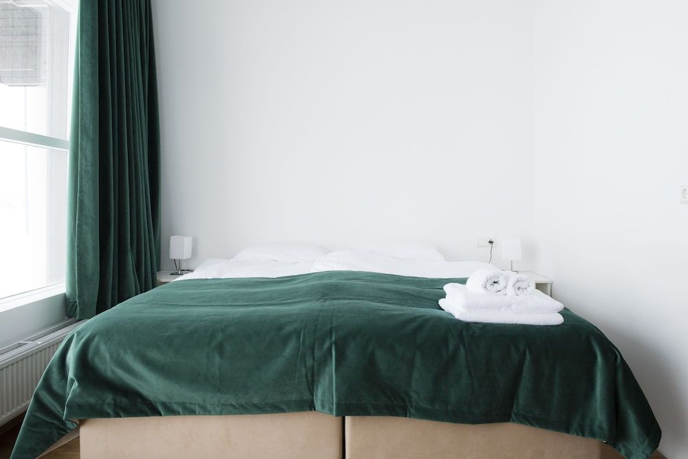 Media Luna Guesthouse Family Quadruple Room, Private Bathroom 3