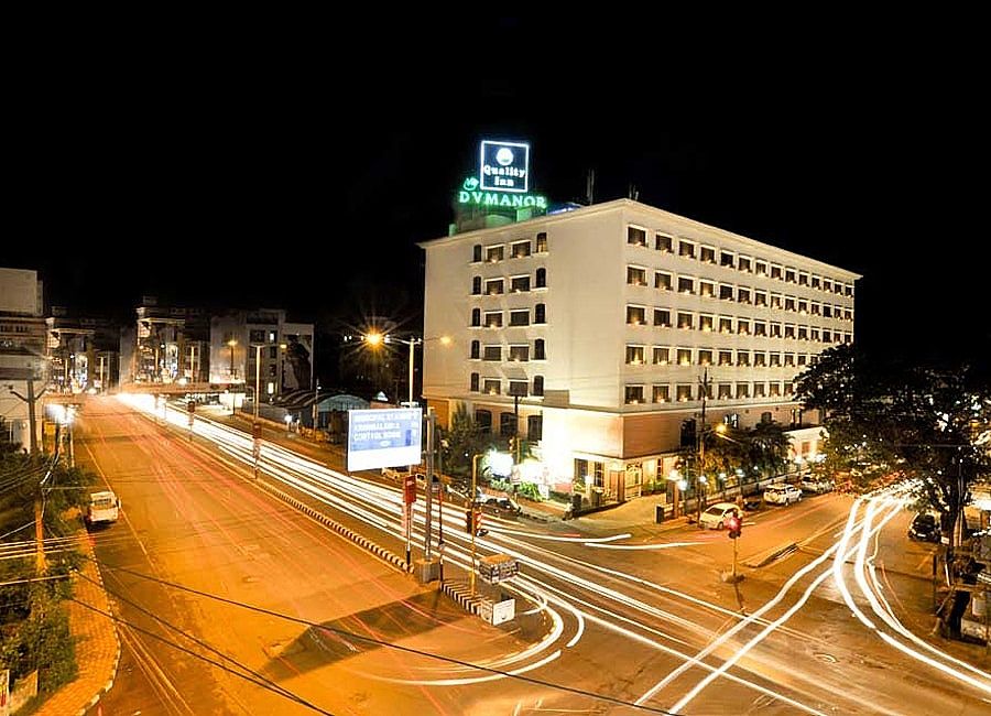 undefined Quality Hotel DV Manor 2