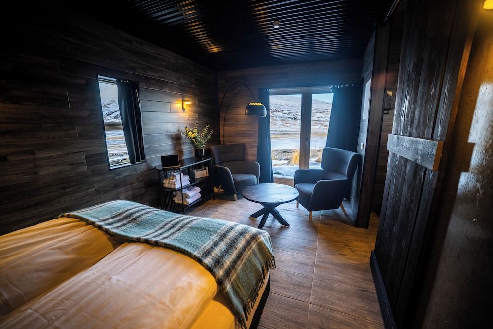 Dalahyttur Luxury Double Room 4