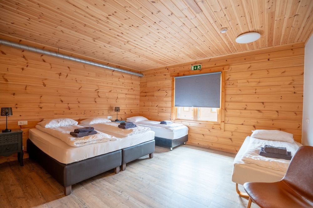 Glaðheimar Guesthouse