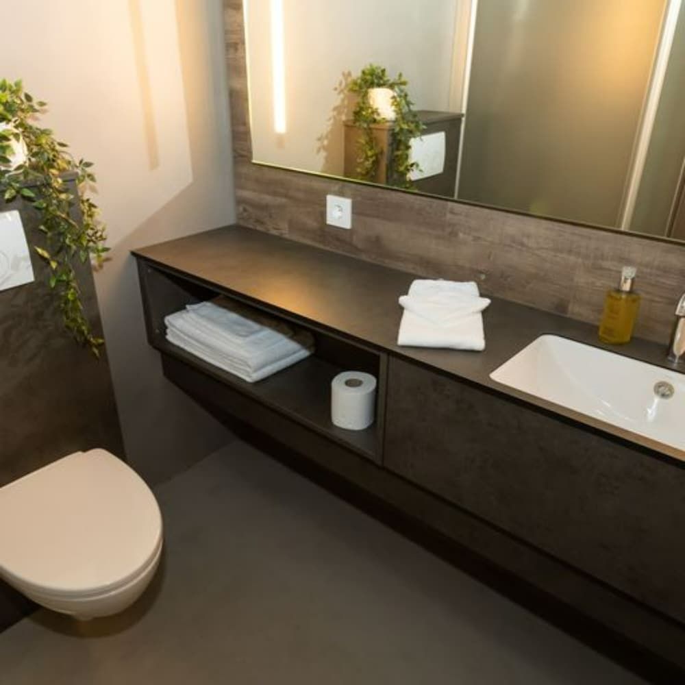 Hotel Halond Comfort Double Room 4