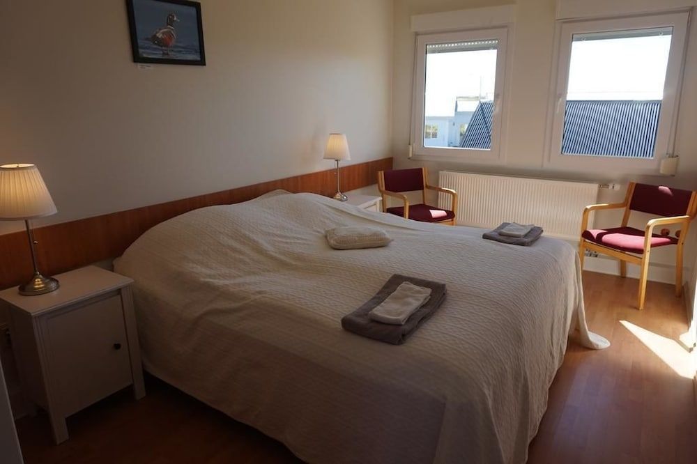 Twin Room, Private Bathroom