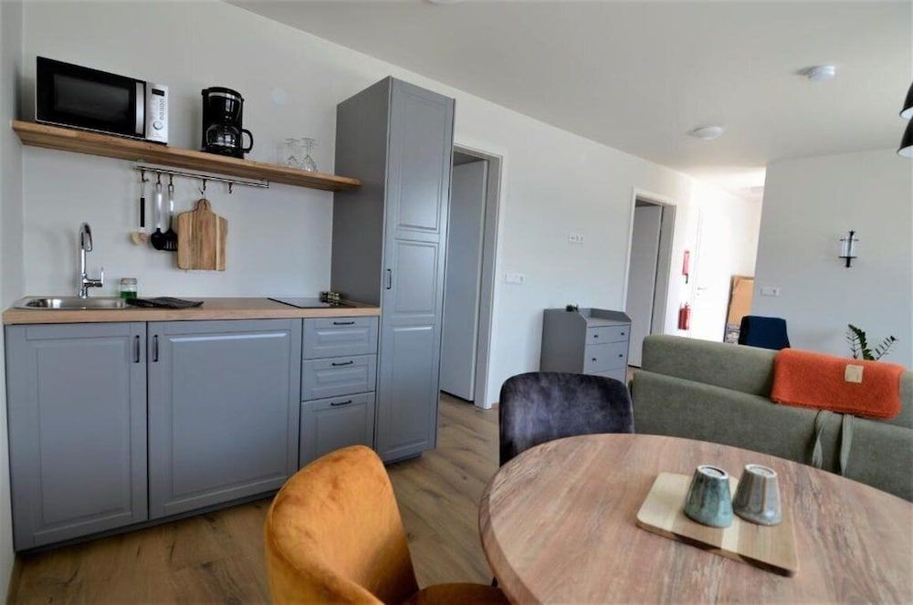 Stracta Apartments Apartment 7