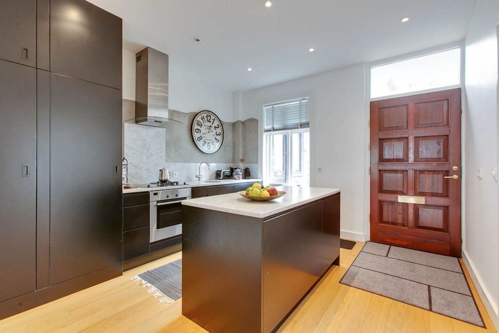 Thomsen Apartments Design Apartment, 2 Bedrooms 6