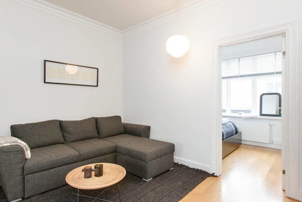 Thomsen Apartments Design Apartment, 2 Bedrooms 4