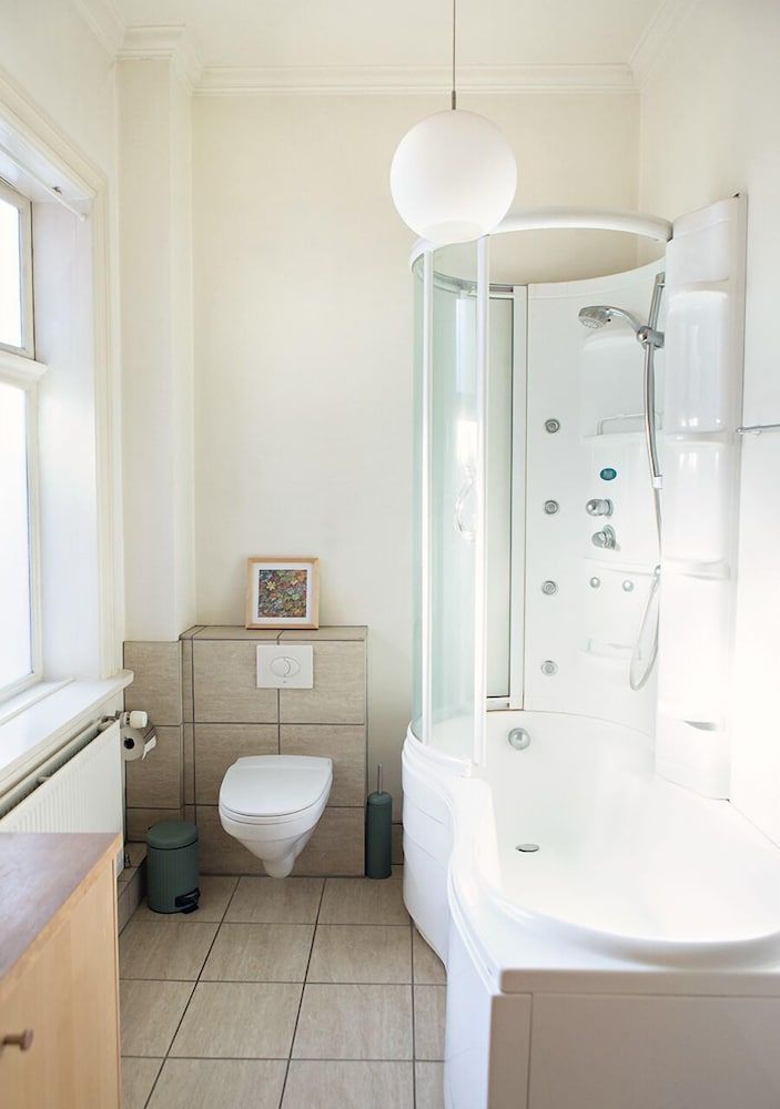 Brattagata Guesthouse Apartments Apartment, 2 Bedrooms, Balcony (201) 12