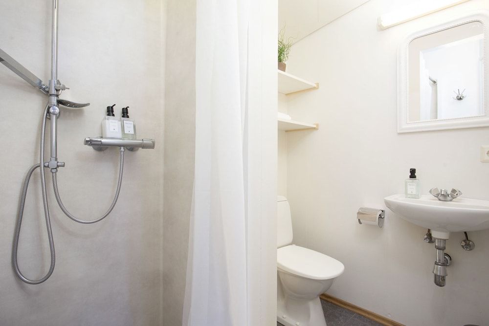 Brattagata Guesthouse Apartments Studio (200) 5