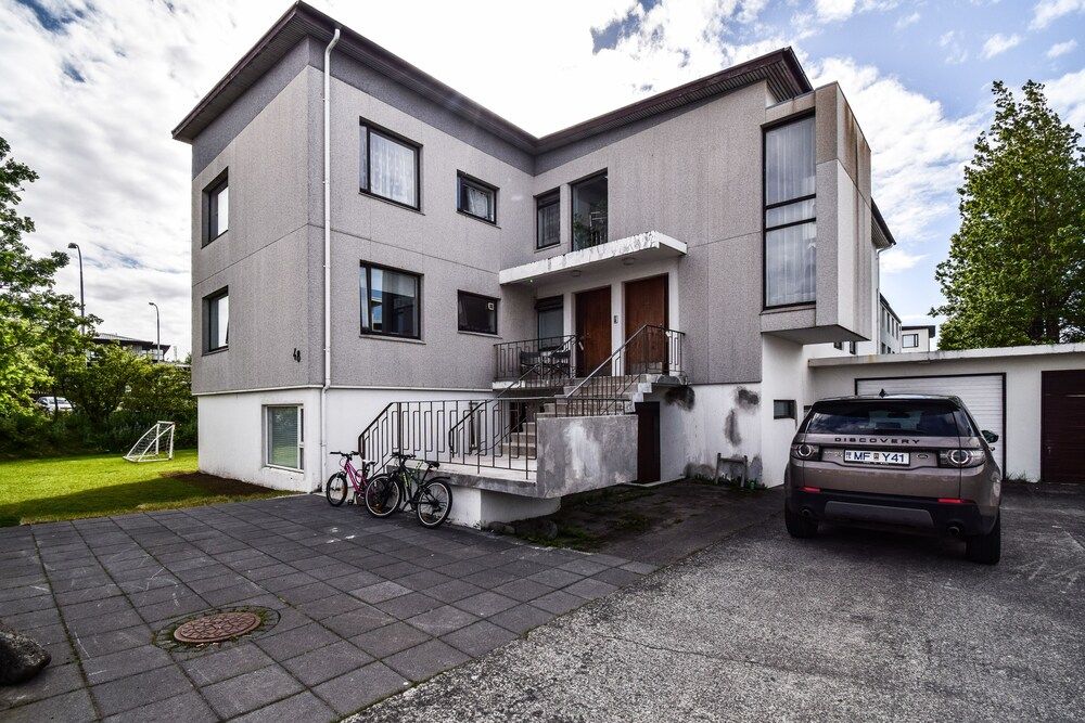 undefined Apartment S48 2