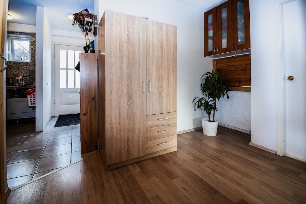 undefined Apartment S7 5