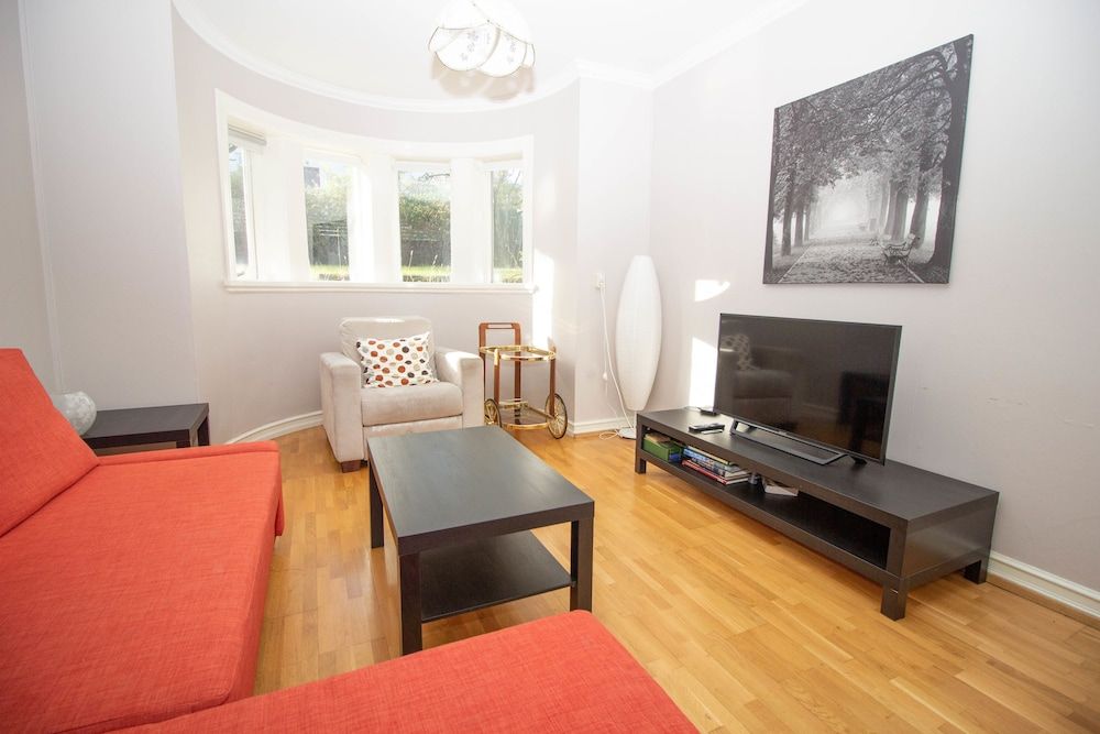 undefined Seafarer Court - Warm and Cozy Apartment 10