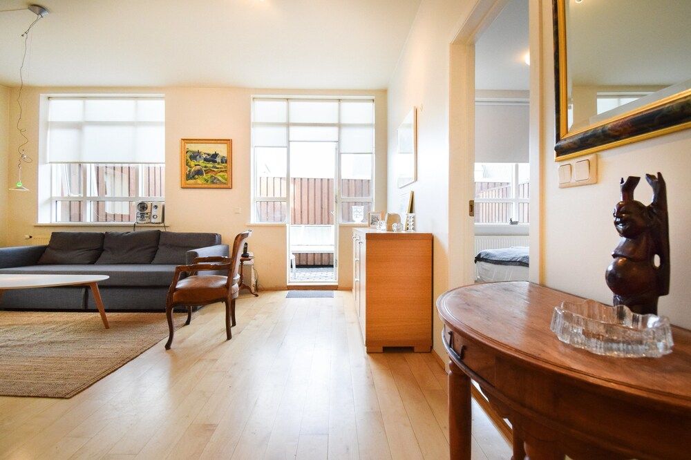 undefined Apartment Þ6 7