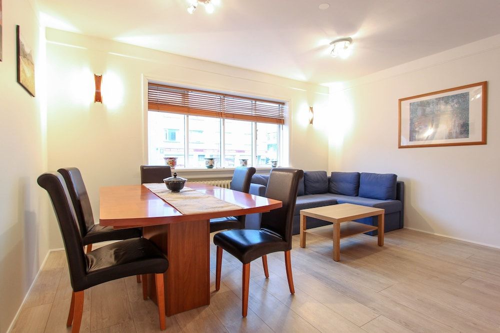 undefined Apartment S33 7