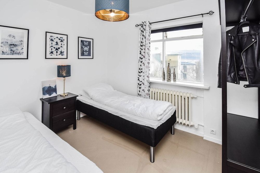 undefined Apartment SK41 8