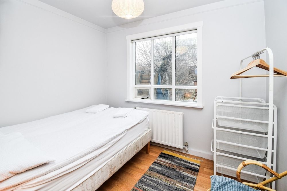 undefined House H67 8