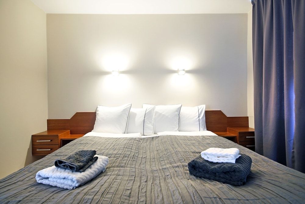 Marine Apartments Apartment, 2 Bedrooms 6